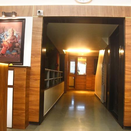 Suraj Hotel Pune Zewnętrze zdjęcie